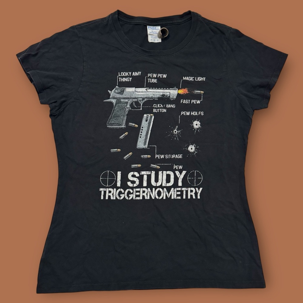 Vintage Y2K Pistol Graphic Tee